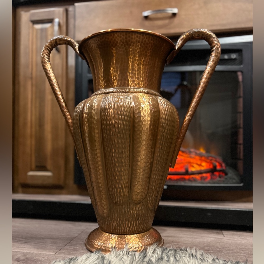Vintage RARE Italian huge copper vase 20”